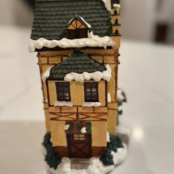 Hawthorne Village - "Seasons In Bloom Florist Shoppe" Piece - Picture 8 of 9